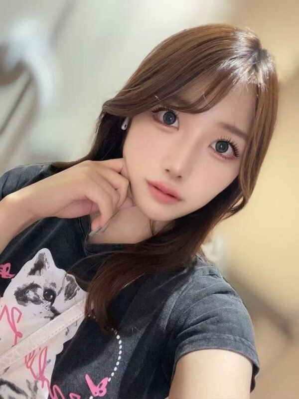 しろ19岁 155cm E罩杯 46kg 出身:日本 等级：ss