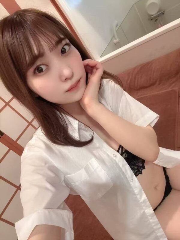 りさ19岁 156cm D罩杯 44kg 出身:日本 等级：s