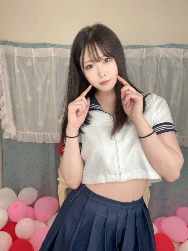 菜奈23岁 身高：170cm体重：50 D罩杯 出身:日本 等级ss