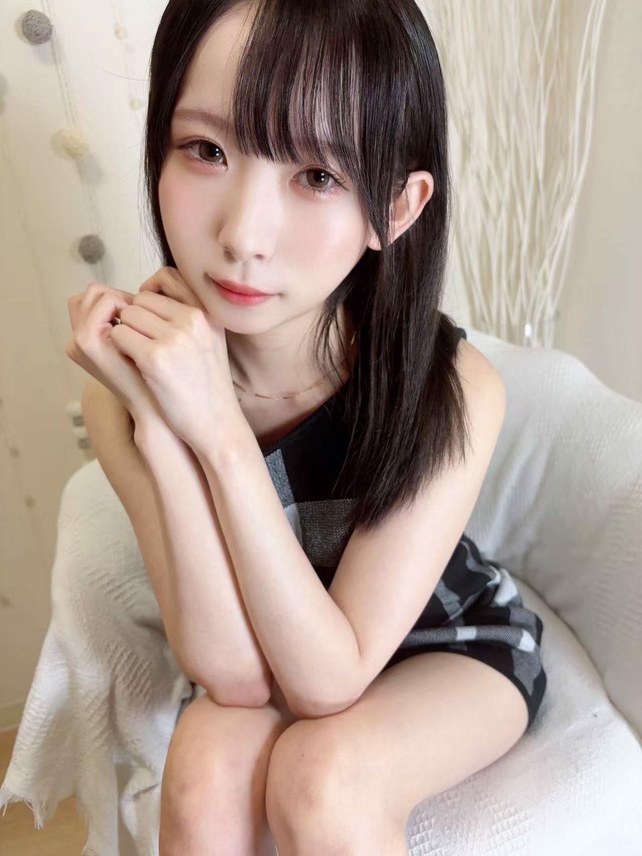 理香りか年龄：25身高：158cm体重：40kg出身：日本等级：ss