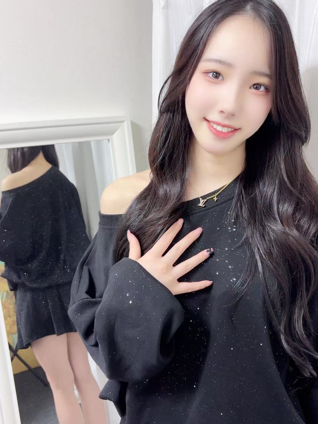 品衣年龄：19身高：161cm体重：47kg罩杯：C出生：名古屋等级：ss